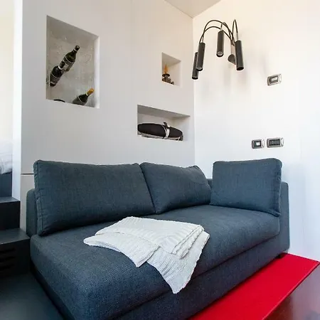 Lux Studio * 밀라노